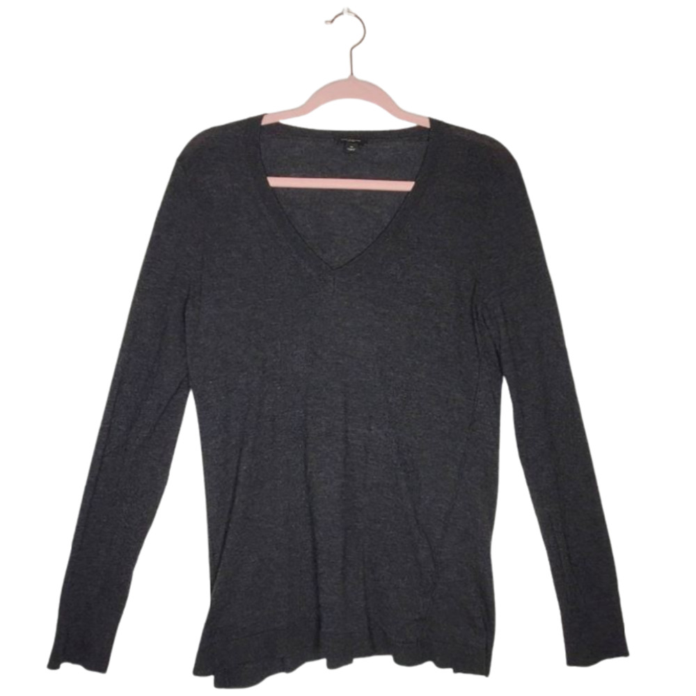 Ann Taylor M Long Sleeve V-Neck Sweater